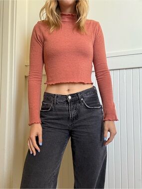 Cropped Long-Sleeve Mock Neck Top in Dusty Coral